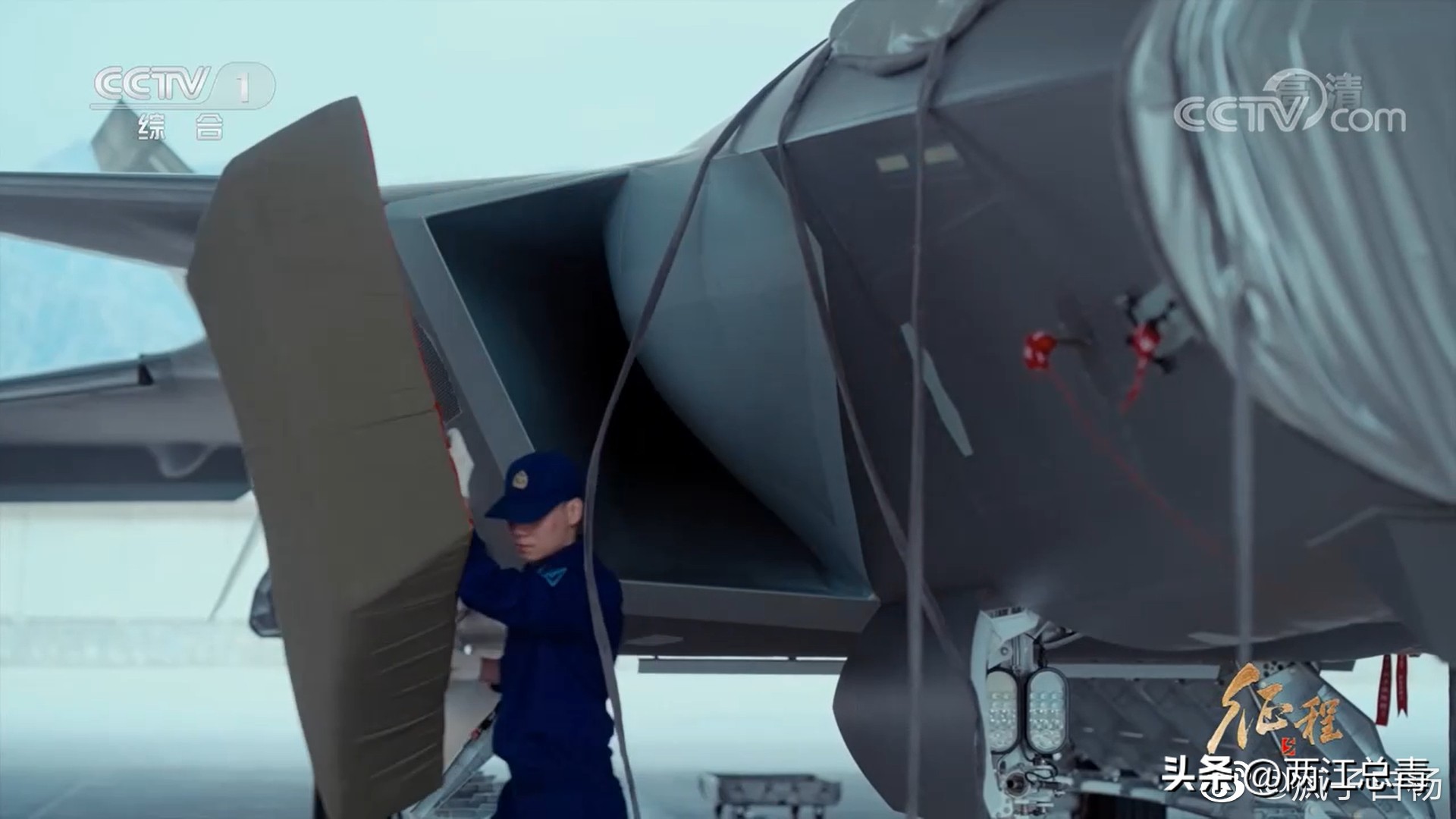 歼20近距离原声视频,歼20近距高清大图