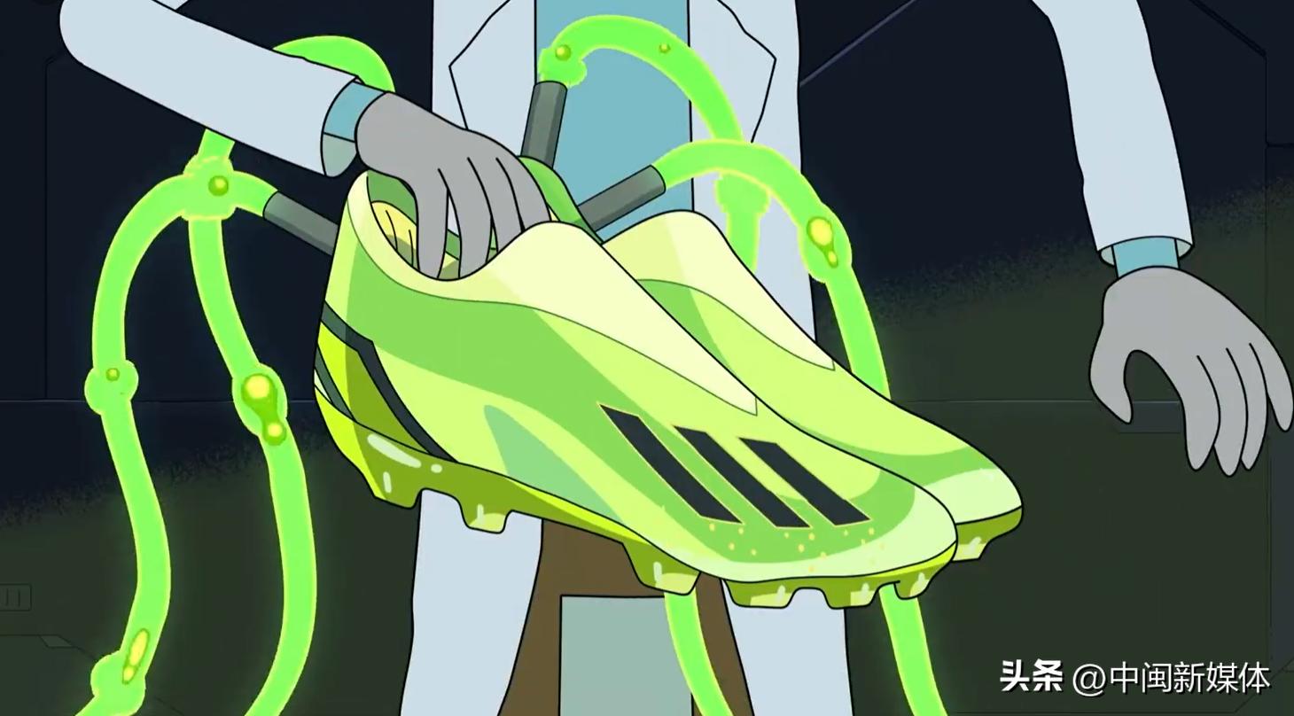 adidas鞋子会越穿越大么,adidas跑出美好