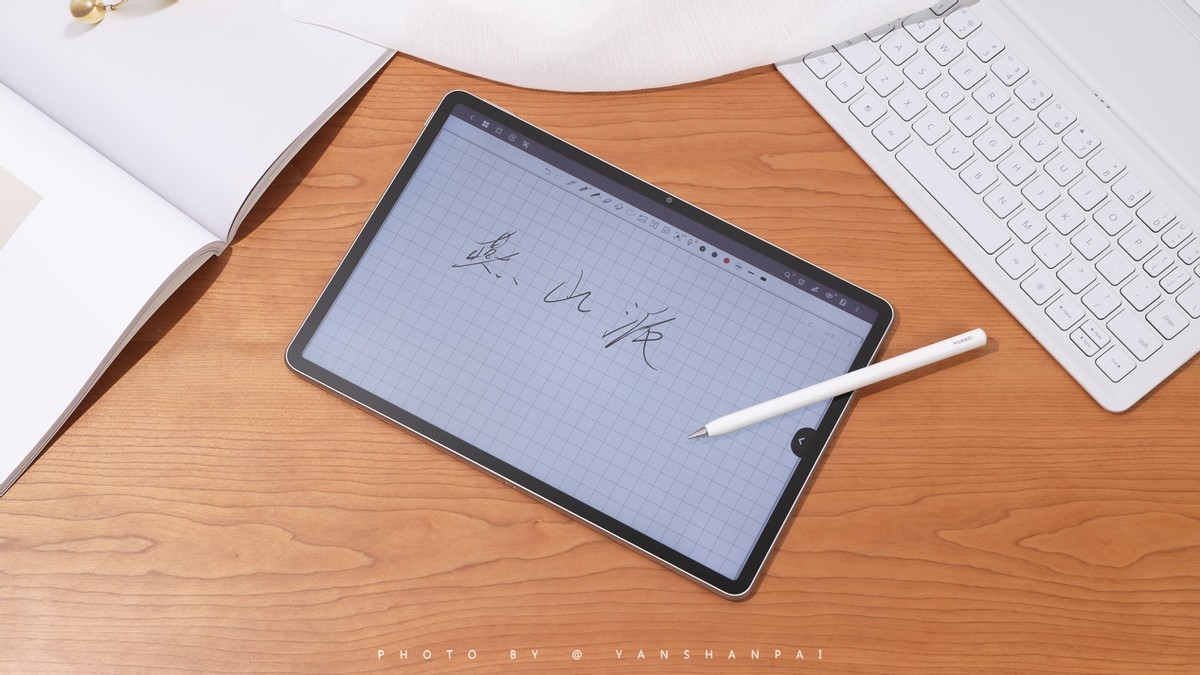 华为平板matepadair对比苹果 (华为平板matepad 2019评测)