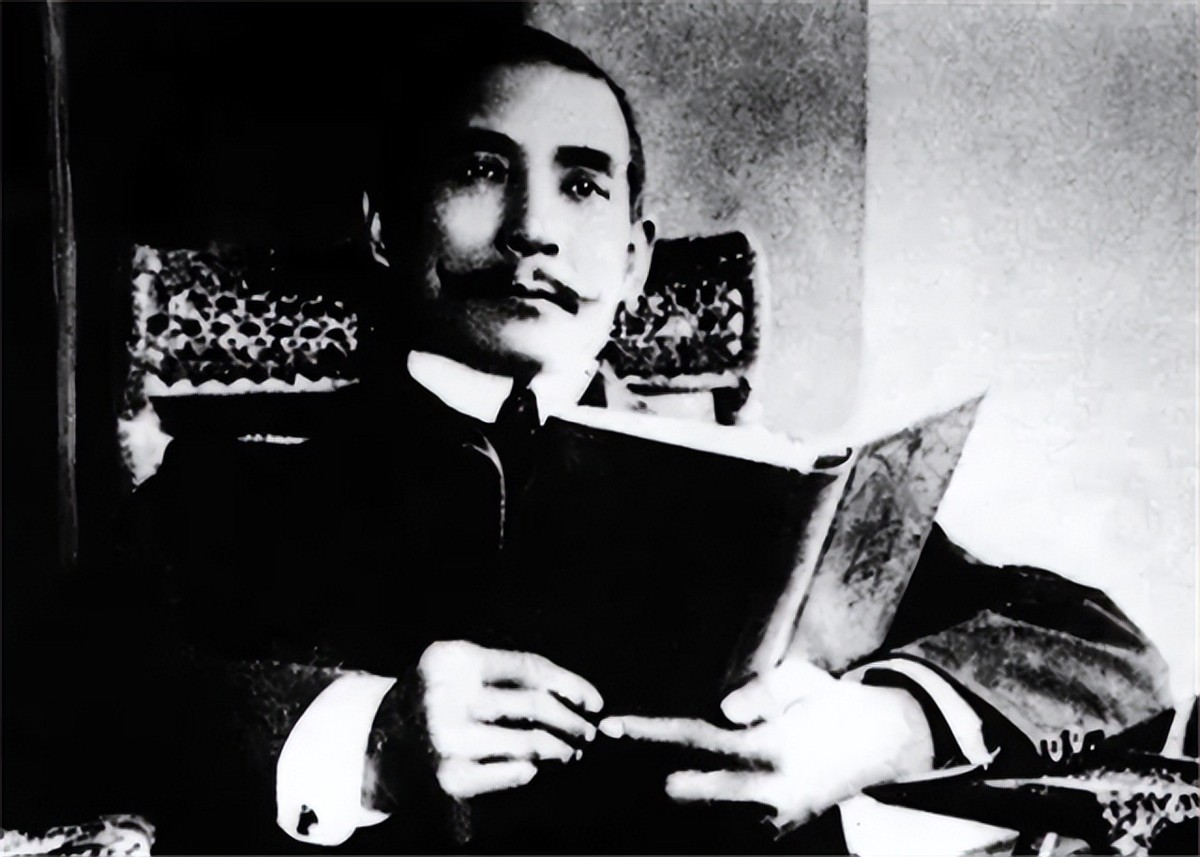 权力与法统——中山先生的“国葬”与“*党**葬”