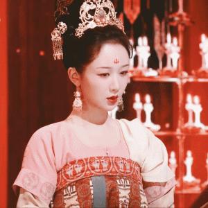 2022年杨紫李现肖战跨年晚会,杨紫张一山肖战李现