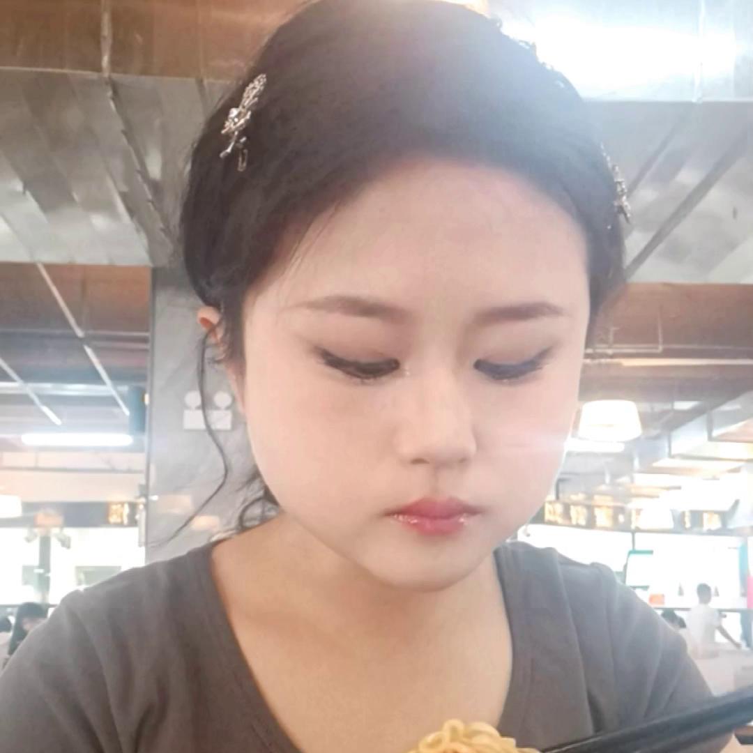 濂冲ぇ瀛︾敓鏃ュ父鐢熸椿,闊╁浗濂冲ぇ瀛︾敓鏃ュ父鐢熸椿