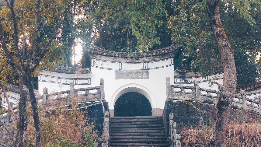 十一月云南旅游攻略腾冲 (从云南腾冲看云南旅游攻略)