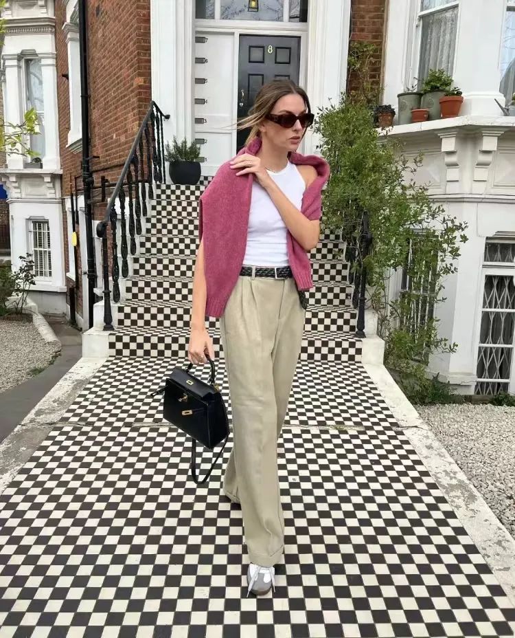 最近Bella让这双复古球鞋重新火起来了！火到一鞋难求