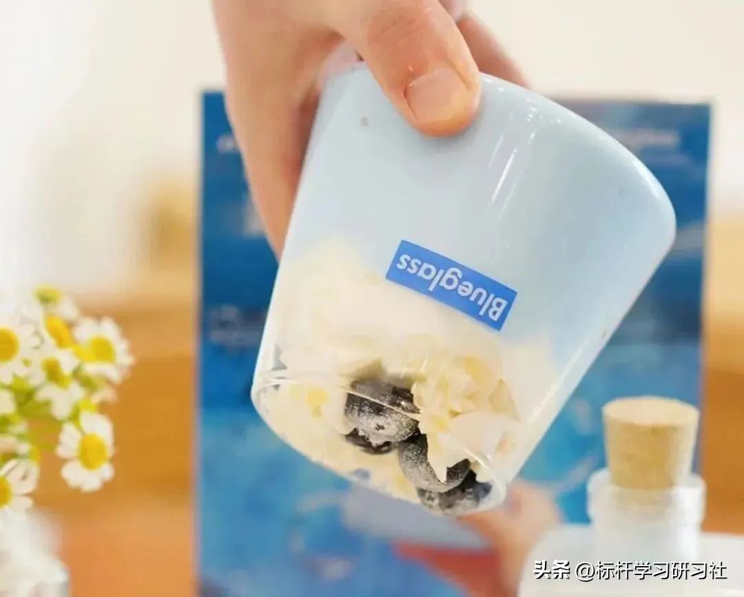 排队两小时喝的喜茶,火遍全国的喜茶终于来哈尔滨了