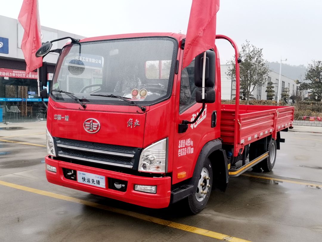 十堰龙信二手车市场雅阁,十堰龙信国际汽车城二手车直播