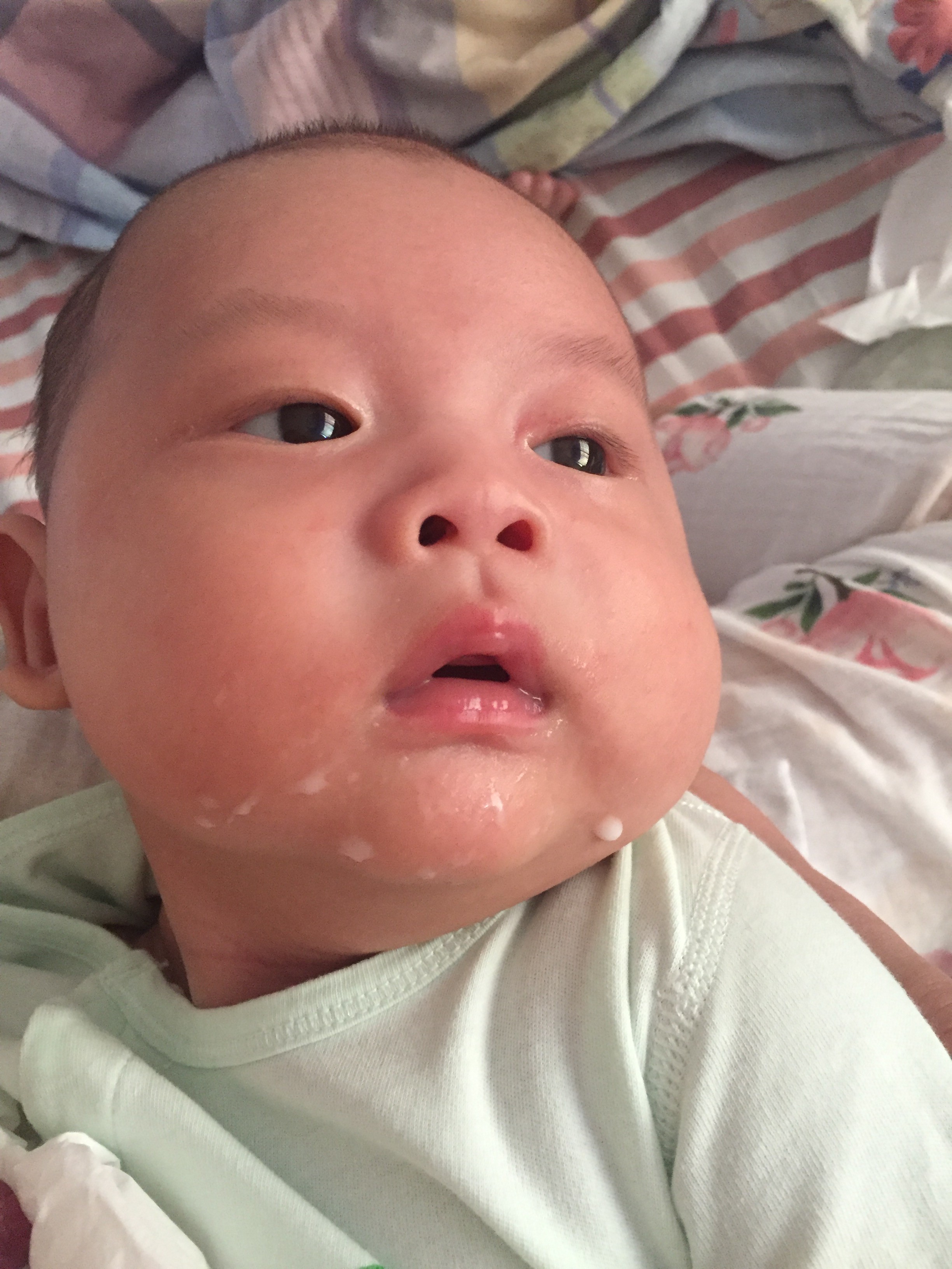 哺乳期奶量少怎么补救,哺乳期奶量不足的解决方法