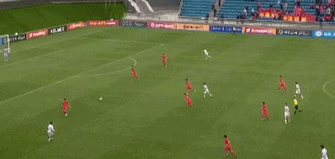 1/4决赛中国男足战韩国,中国男足3-2战胜韩国队