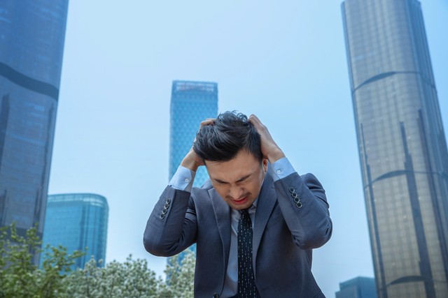 中年失业危机的自我拯救,如何应对40岁失业和中年危机