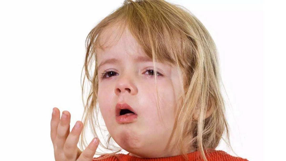 孩子被鱼刺卡喉图文,孩子被鱼刺卡喉正确做法应该怎样