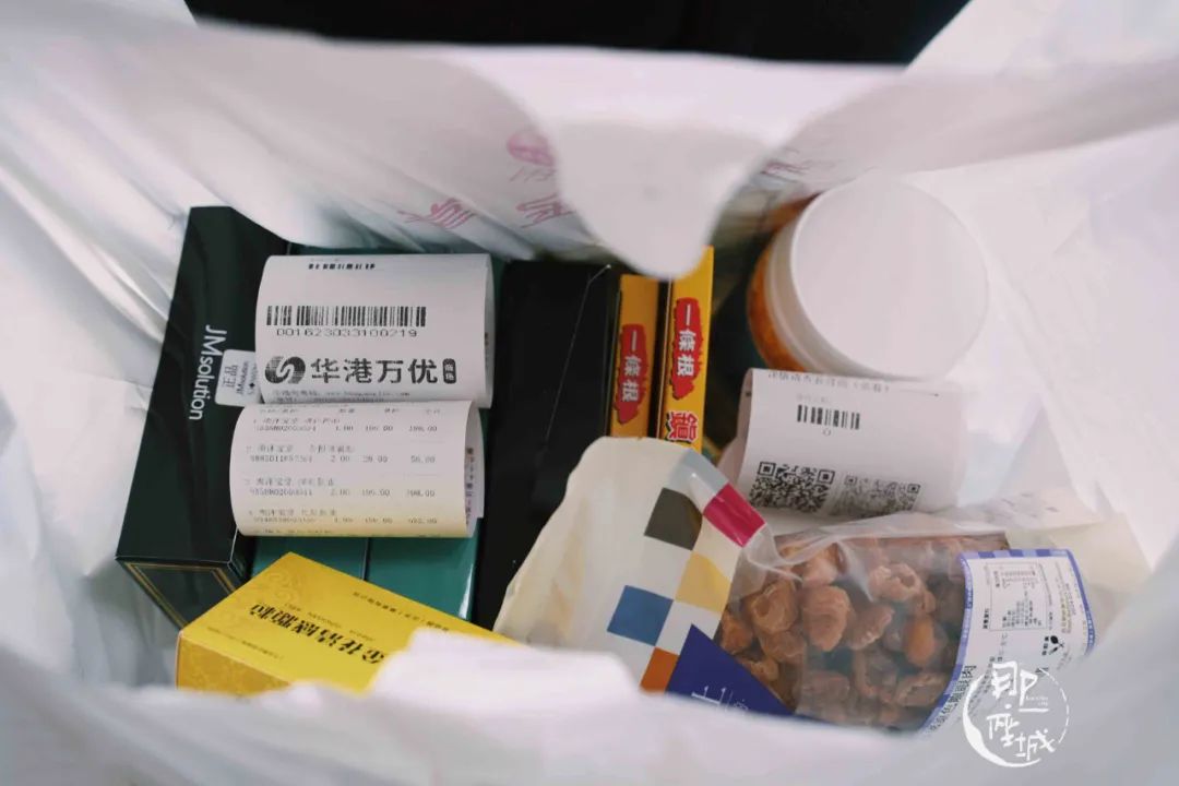 香港和深圳交界的中英街,香港跟深圳最近的地方中英街