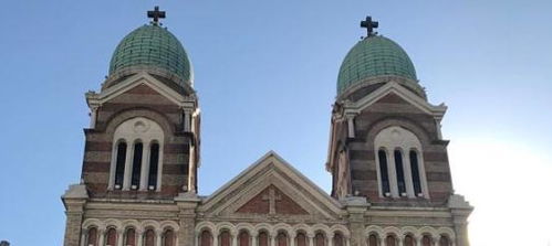 罗马建筑的风格和特色是什么,罗马式建筑的主要特征是雕饰