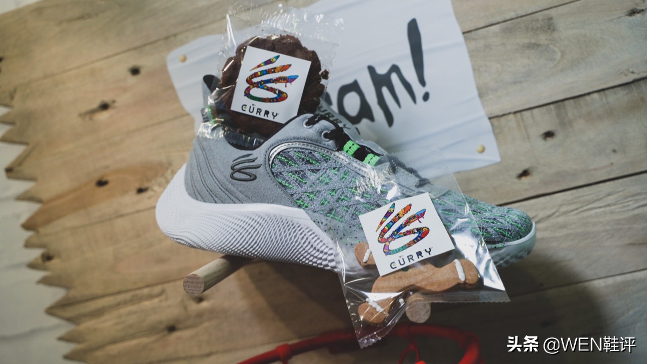 突破强的后卫鞋,库里穿库里9