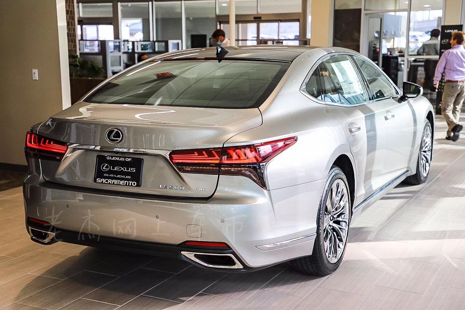 新款雷克萨斯ls500行政版顶配,最新款雷克萨斯ls500h震撼来袭