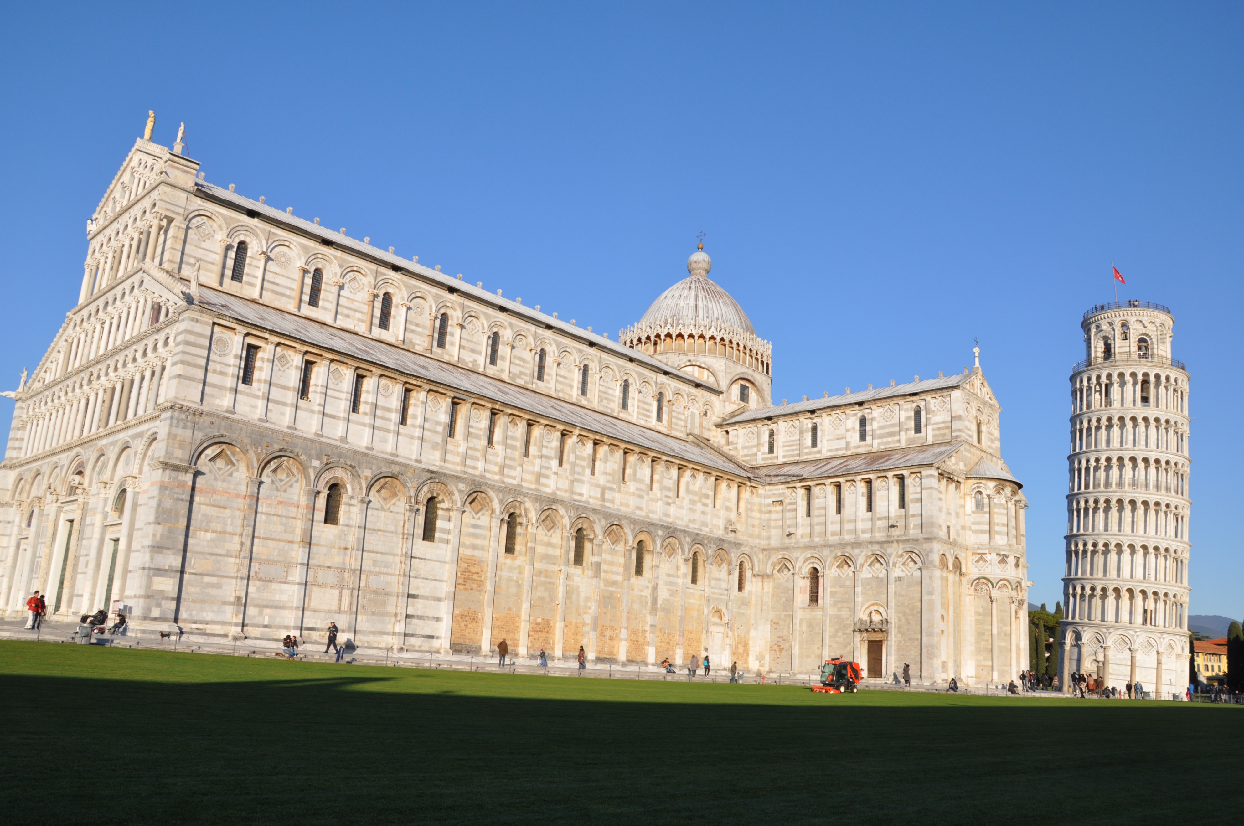 比萨斜塔是比萨教堂吗,比萨斜塔著名吗