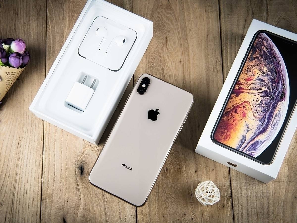 1800买的xsmax,1800块的iphonexsmax能不能买