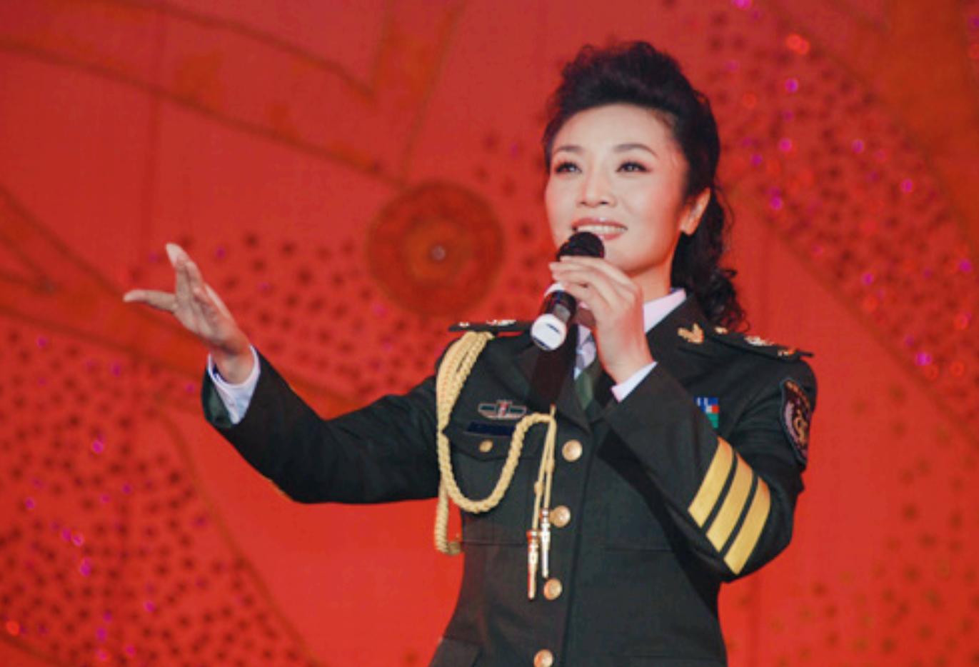 李丹阳她妈妈的葬礼全过程视频,歌唱家李丹阳父亲多少岁去世