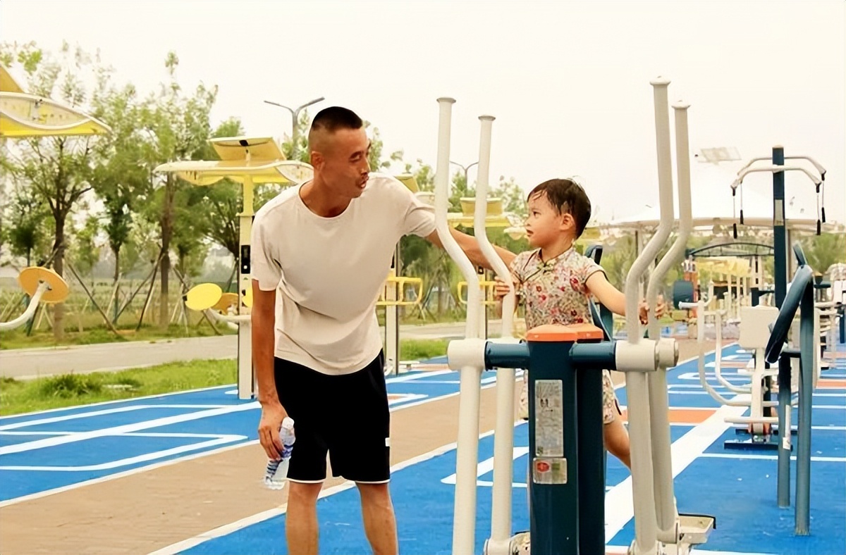 山东省体育局点赞舒华体育承建的智能体育公园