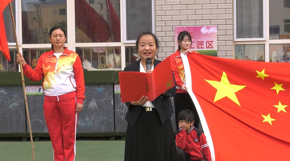 幼儿园喜迎100周年足球比赛,幼儿园六一节足球赛