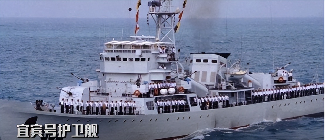 1997年香港回归前夕，英国34艘军舰侵犯南海，这是为何？