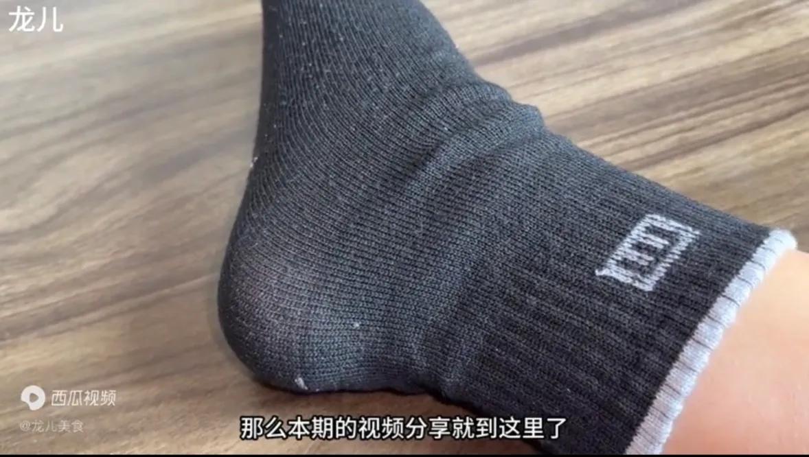 袜子脚后跟破了如何修补,脚后跟总是磨破袜子怎么办