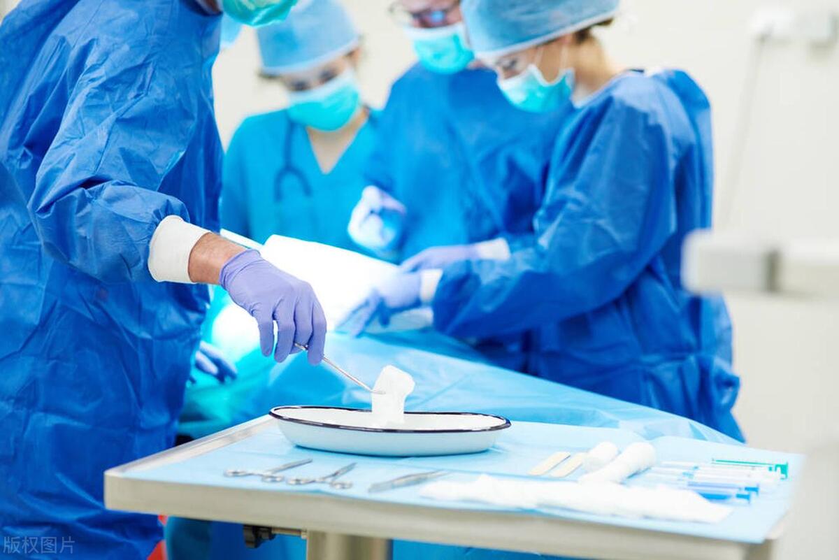 取环造成子宫穿孔医疗纠纷,子宫切除与肾损伤医疗纠纷案例