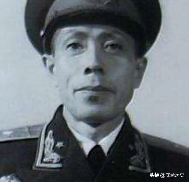 1955年授衔上将和大将名单,1955年最初元帅军衔有多少人