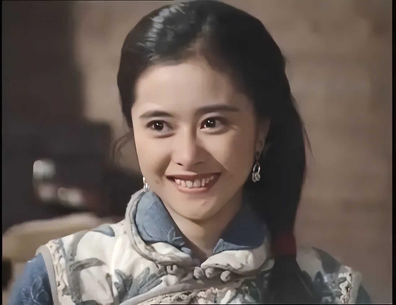 1994年关之琳与巩俐,利智关之琳林青霞梅艳芳走红毯