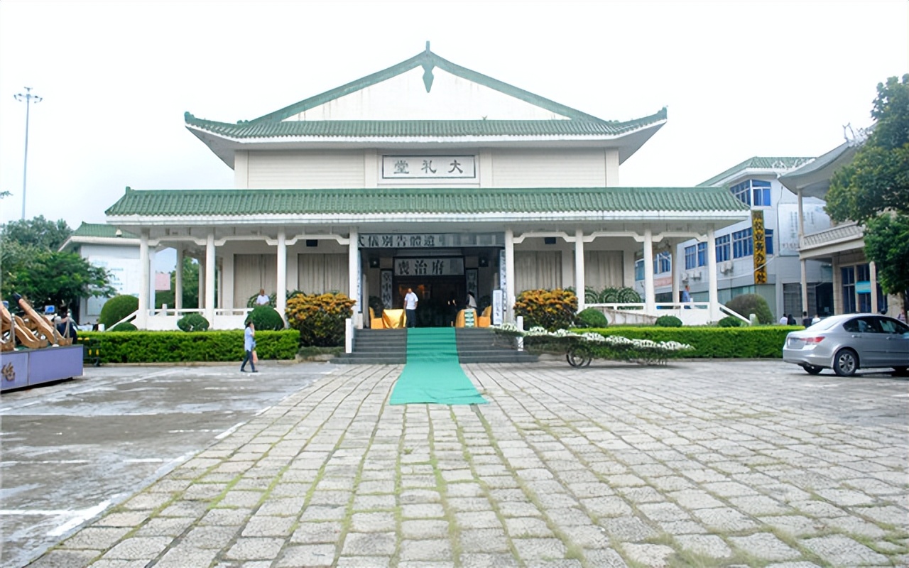 外出打工一定要注意这四个地方,外出打工记住四件事谨防上当受骗