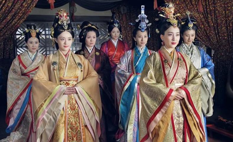 影视剧里洗白了的历史人物有几个,历史上三位被电视剧洗白的女子