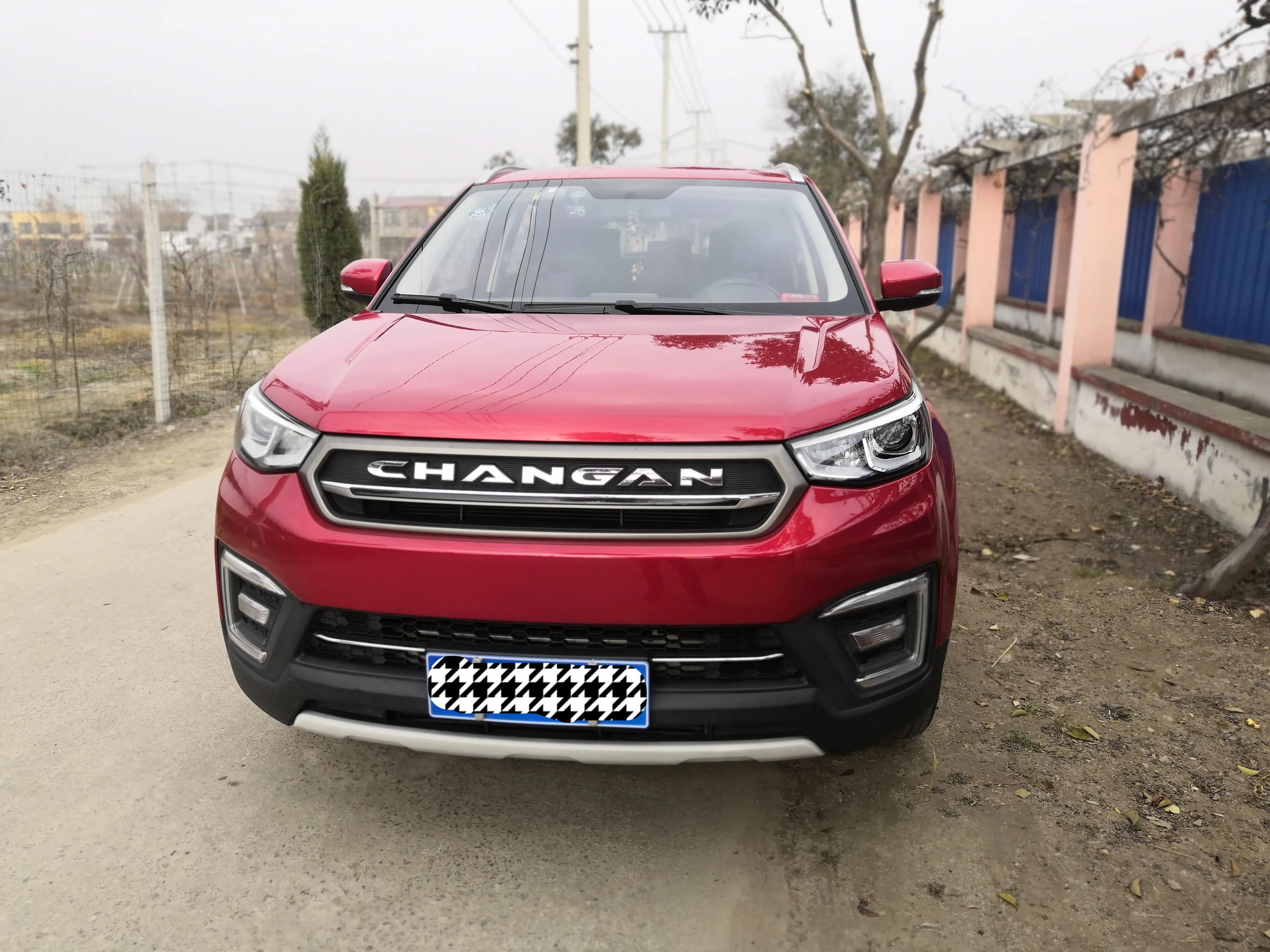 后备箱可以加装什么,汽车后备箱垫子选什么颜色好打理