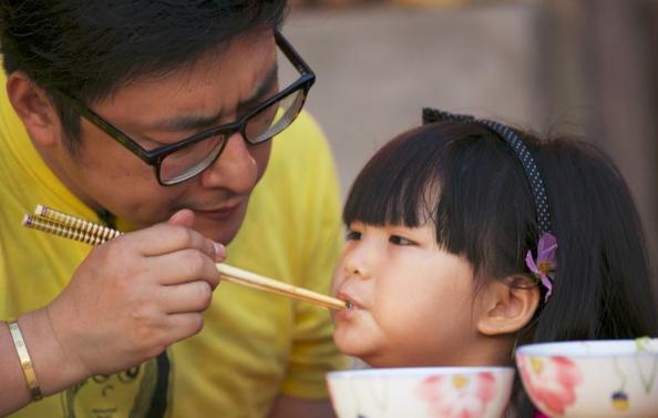 “男神”张亮困局：从红极一时，到“失业”，一手好牌怎么糊的？