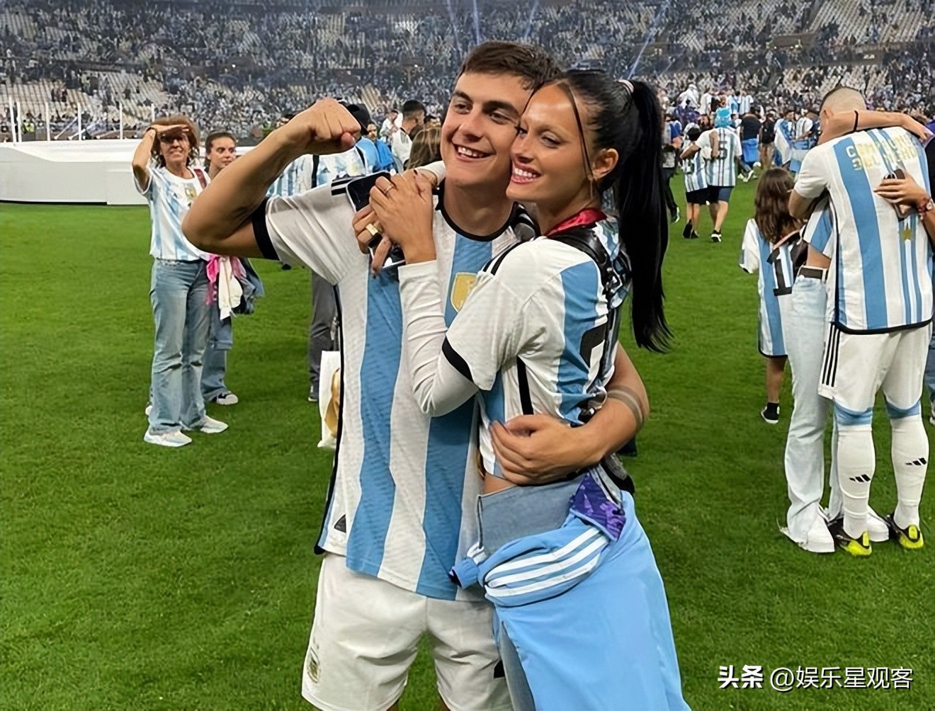 著名球星梅西的老婆,梅西的妻子有几个