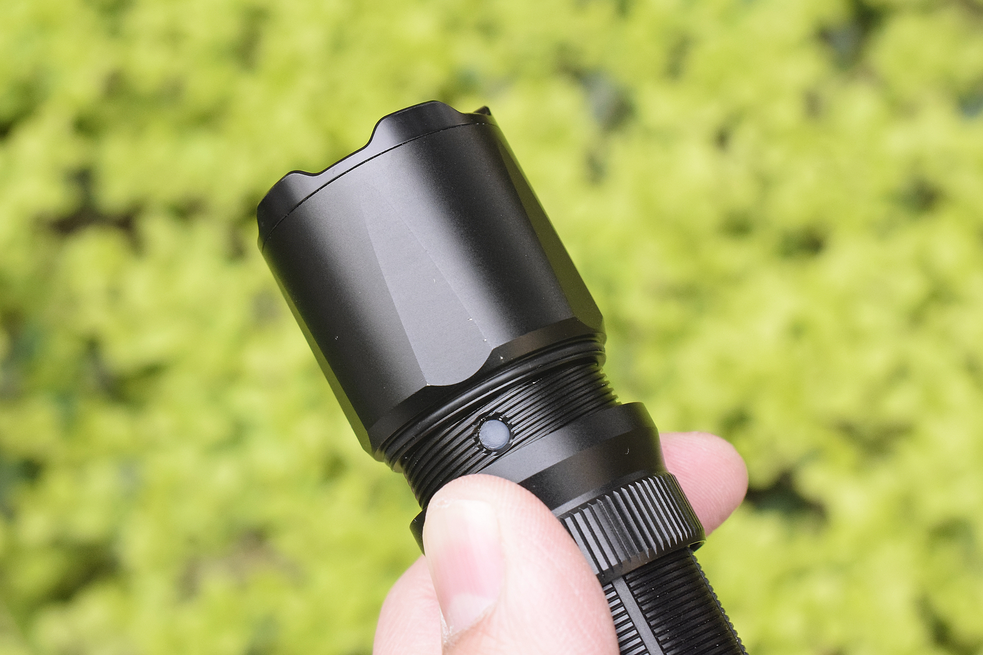 性能强悍再升级，Fenix菲尼克斯TK20RV2.0战术手电体验