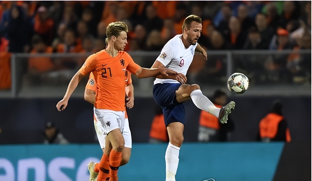 滕哈赫入主曼联的条件,腾哈格原来执教哪个队