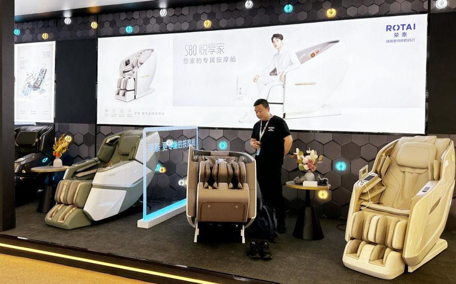 AWE2023｜荣泰RT8900AI双子座按摩椅参展，“私人”按摩直达深层