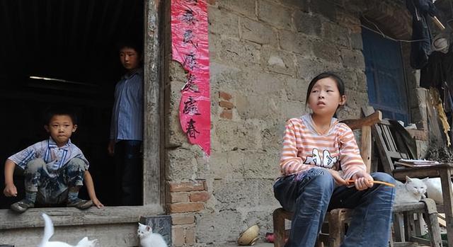 床下传来的铃声让我想起妻子，我该如何面对？