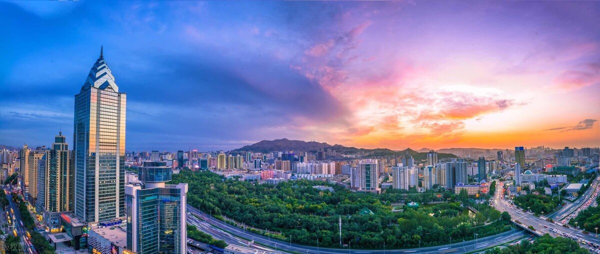 乌鲁木齐实体商场的倒闭，不全是网购的锅