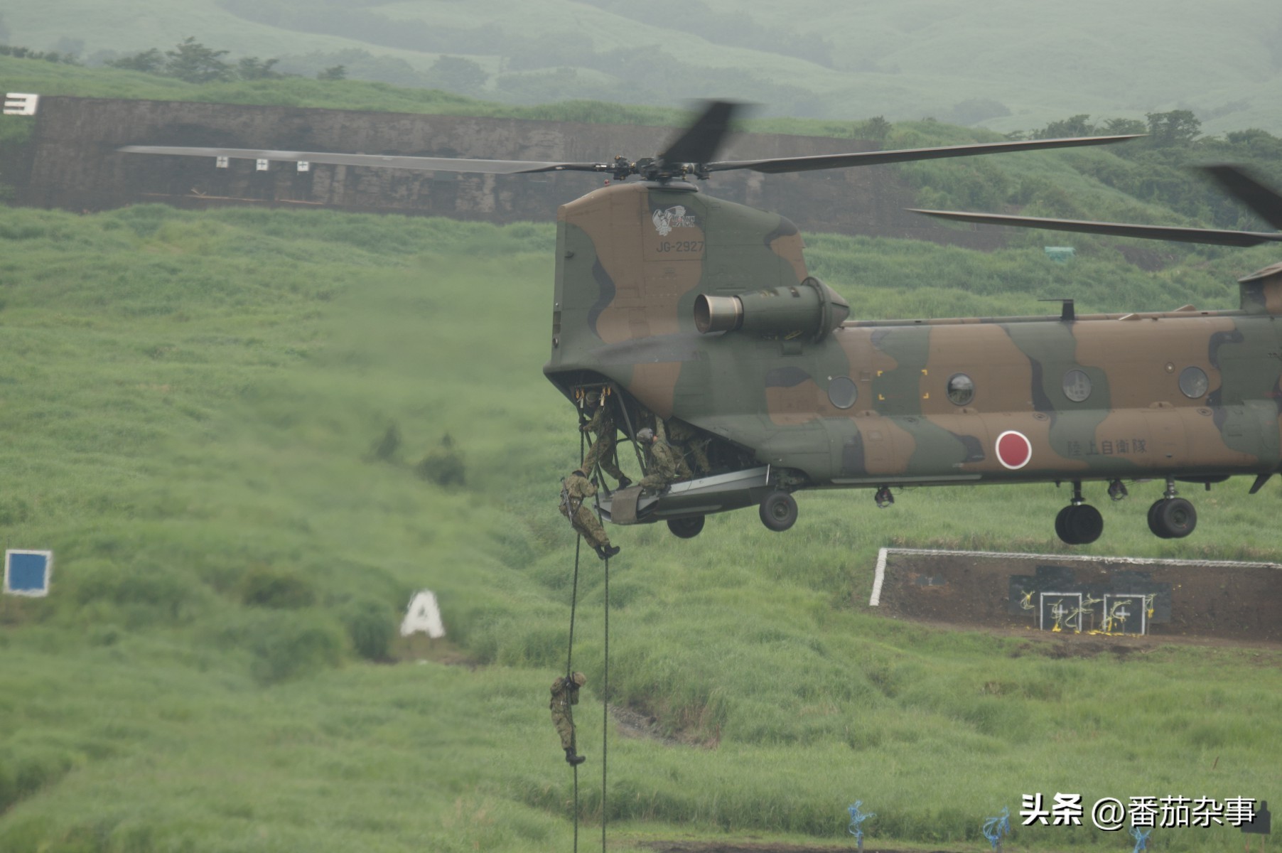 自卫队mh53直升机,日本陆上自卫队ch-47直升机