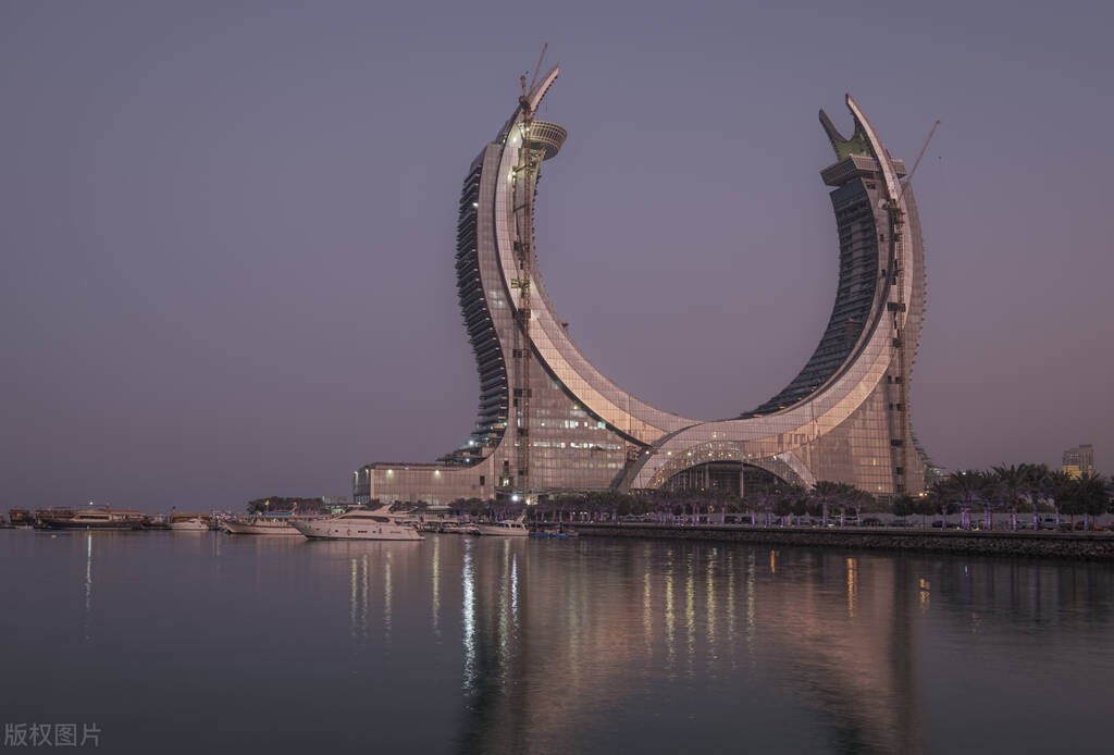 卡塔尔世界杯2200亿建城市,为了世界杯卡塔尔做了哪些