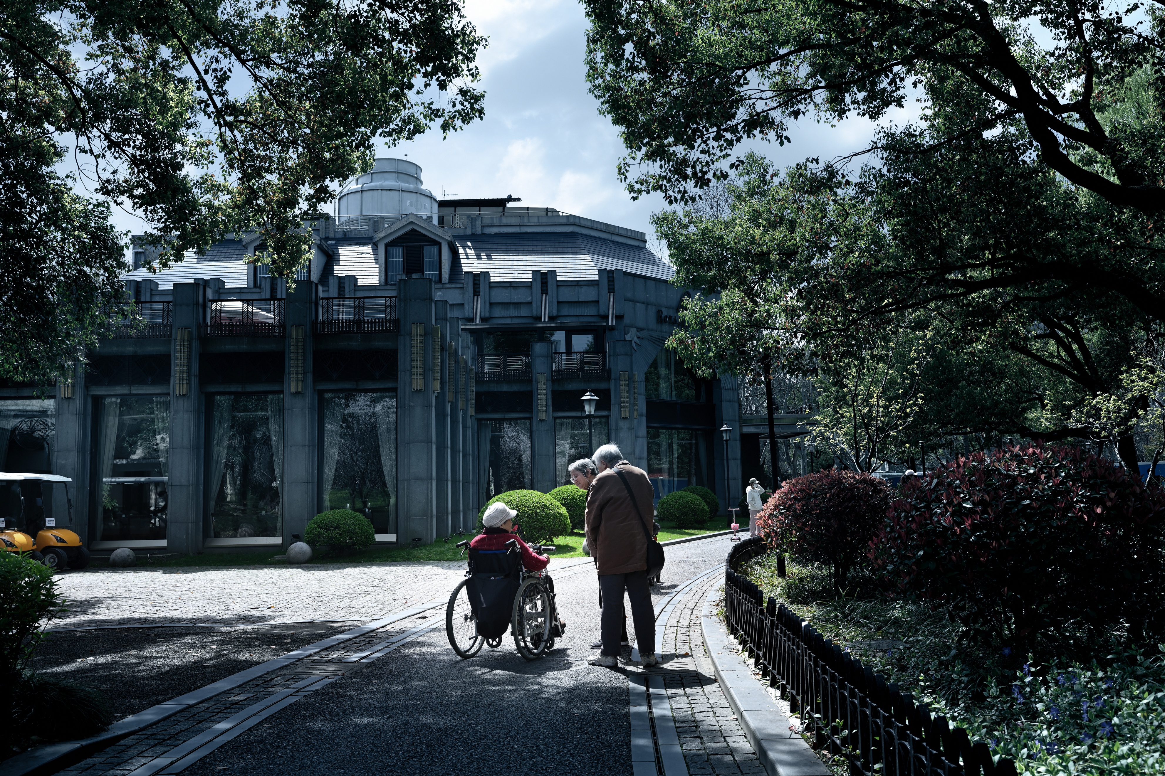 目前的上海中山公园,最新上海中山公园介绍