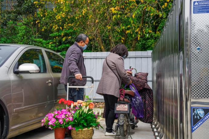 成都最新的花市,成都花市人气旺