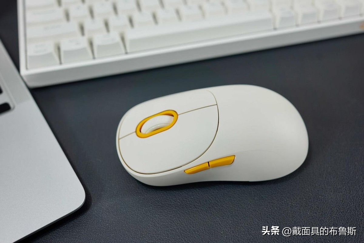 多彩鼠标m618闪蓝光,多彩鼠标m618评测