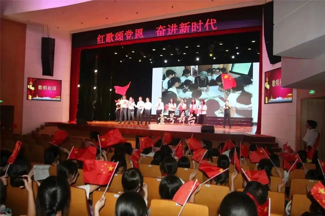 广州市贸易职业高级中学服装设计,广州市贸易职业高级中学