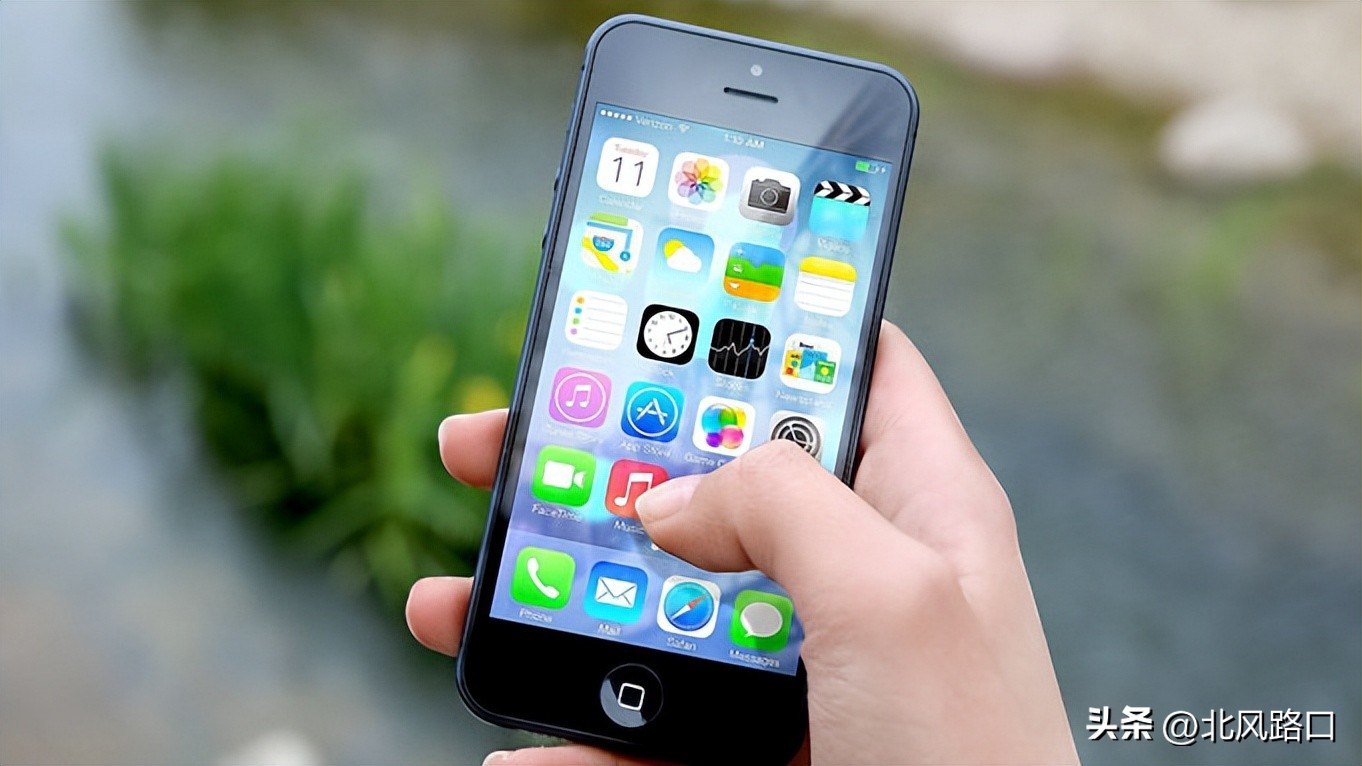 俄罗斯要求政府雇员停用iPhone，并更换为安卓或其他系统手机