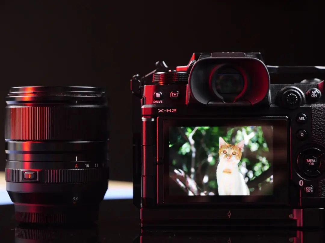 绽放尖端画质富士新旗舰x-h2发布,富士X-H2无反相机发布