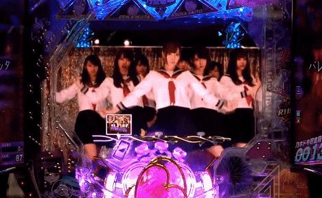 为了在赌博机上看动漫，日本人把*裤底**都*哈梭**没了