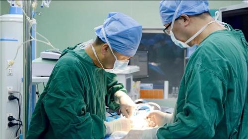 脊柱炎被称为不死的癌症,强直性脊柱炎被称为不死的癌症