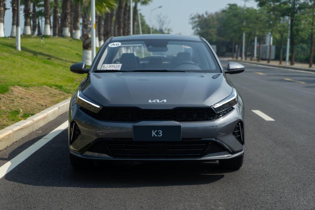 试驾起亚新k3,起亚k31.5lcvt试驾