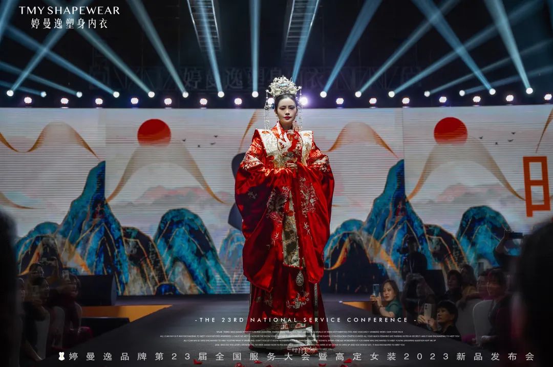 婷曼逸的内衣穿戴方法,婷曼逸内衣一万块钱一套